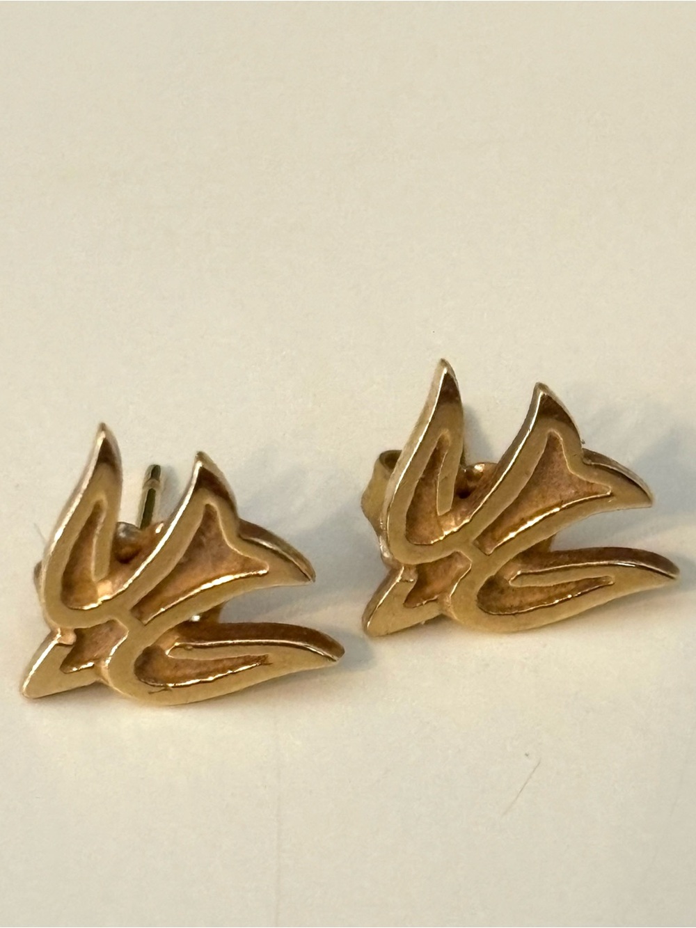 James Avery 14K Gold Descending Dove Earrings